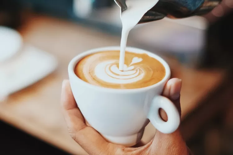 Ngopi dan santai bersama keluarga di Rilassati kopi Solo, Coffee Shop in Solo city, Colomadu